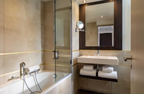 Quartier de l'Ecole-Militaire Hotel | Hotel Villa Saxe Eiffel