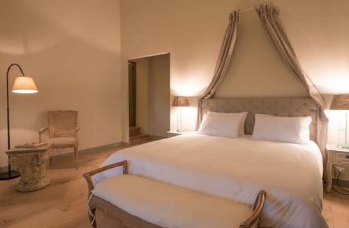Noves House | House ∙ 10 bedrooms ∙ 18 guests