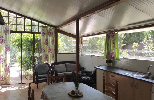 Albalat dels Tarongers House | House between the mountains and the sea is ideal for family trips.