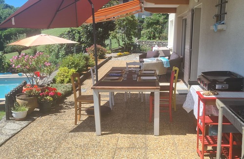 Rumilly House | House with SWIMMING POOL, 360° view of Les Bauges and Mont Blanc, near Annecy
