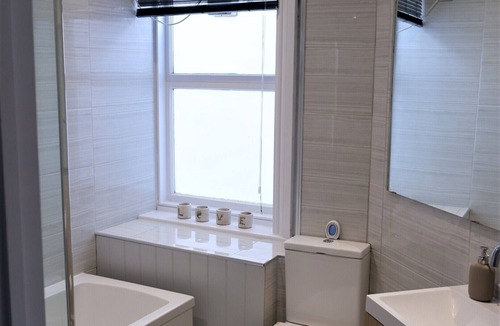 Bristol Old City Apartment | Ideal Location- Studio Flat in Heart of the City