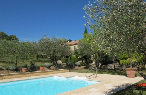Mirabel-aux-Baronnies House | In a field of olive trees, house for 6-7 people with a large swimming pool