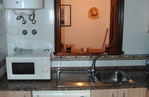 Conil de la Frontera City Center Apartment | In front of the beach, magnificent views of the sea, garage and Free WIFI