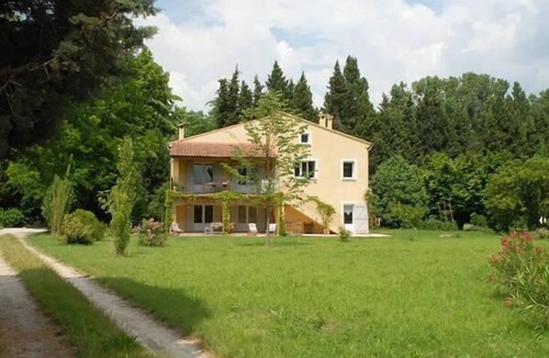 Avignon House | In the countryside of AVIGNON, with pool, bikes, AC