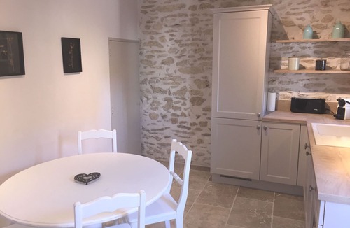 St.-Remy-de-Provence House | In the heart of downtown St Rémy de Provence, the Mas D'Oscar!