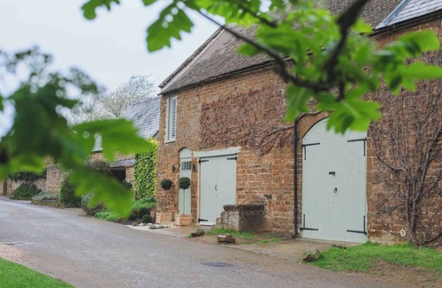 Adderbury House | Interior Designed Cotswolds Coach House Opposite Open Fields