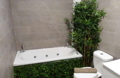 Benicalap Apartment | Intimo y Acogedor "algunos" con Bañera Hidromasaje