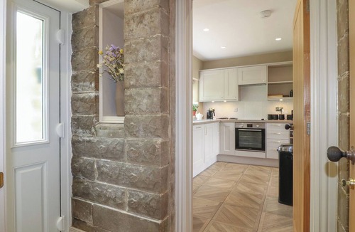Hopton Cottage | Ivet Lowe