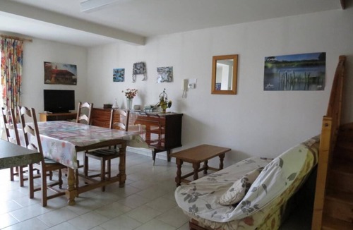 Tramoyes House | Jacqueline - Tramoyes