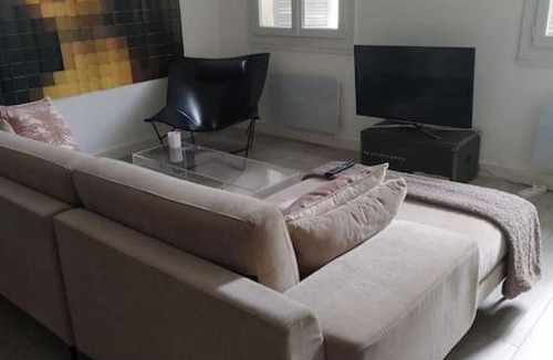 Palais de justice Apartment | joli