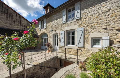 Voiteur House | Jolie Maison Vigneronne à L'atmosphère Cosy et Spacieuse