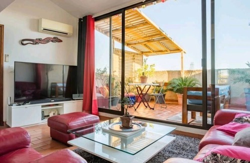Caux Apartment | Joshroom. Private studio and private jacuzzi