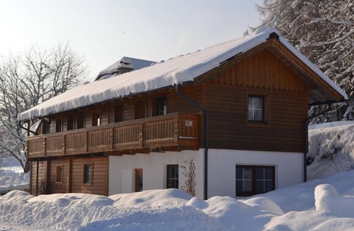 Pichl-Preunegg House | Kainerhütte - holiday home/3 bedrooms/shower or bath, toilet