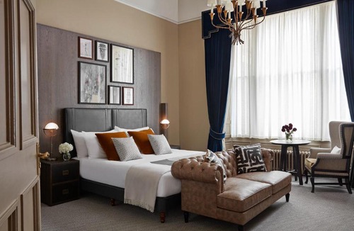 New Town Hotel | Kimpton Charlotte Square by IHG