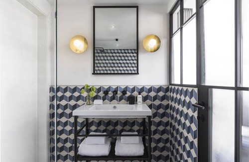 Burgwallen Nieuwe Zijde Hotel | Kimpton De Witt Amsterdam by IHG