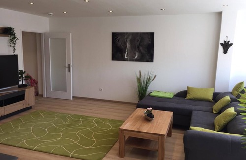 Kaiserslautern Apartment | KL28: Stylish TLA/TLF Apartment in the Heart of Kaiserslautern