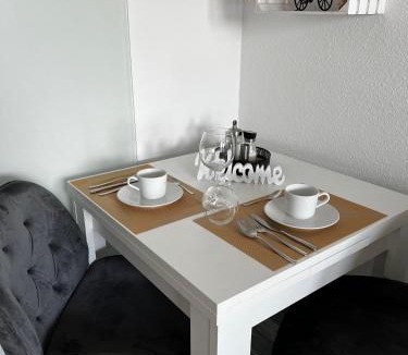 Region Hannover District Apartment | Kleine Möwe, Exklusives ein Zimmer Apartment mit Sauna im Haus