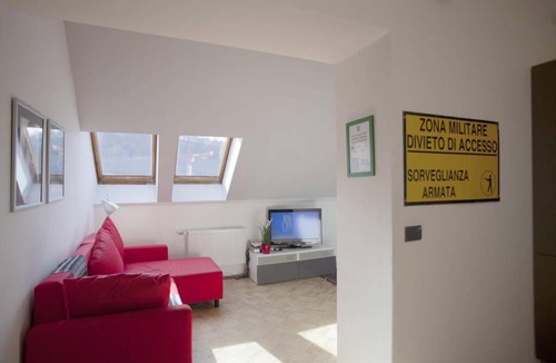 Karlin Apartment | KUBM8 · Your cozy and romantic nest in Prague