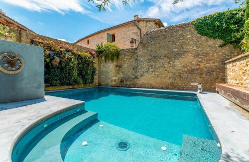 Collias Villa | L'Atelier
