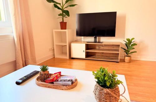 Schiltigheim Apartment | l'Escapade de Schiltigheim - Cozy & Bright
