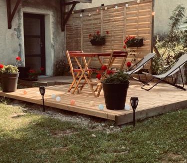 Echallon Apartment | L'instant présent
