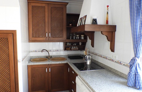 Aracena House | LA CASA DE ELIAS, a space out of time.