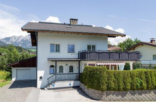 Soell House | Landhaus Central