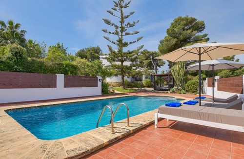 Javea Villa | Large and comfortable villa in Javea, Costa Blanca, Spain with private pool for 6 persons