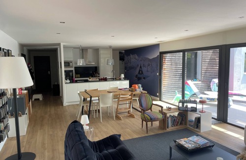 Mont Duplan House | Large contemporary house with pool/garden 3 min from Nîmes town center