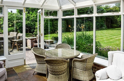 Ryther Cottage | Large open plan cottage in conservation village just outside York. 3 night deals