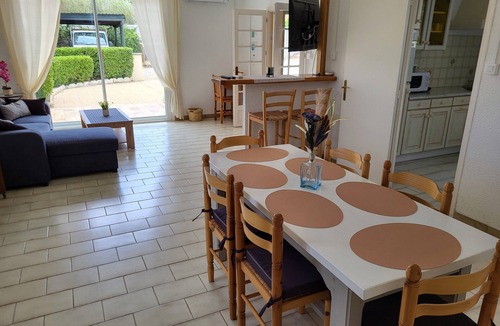 Agde Apartment | Large, spacious ground floor apartment with private terrace and garden area