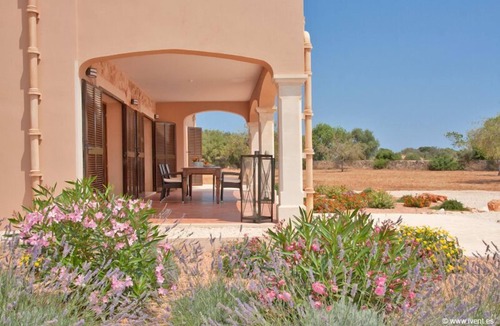 Es Llombards Villa | Large villa with pool, views of the nature reserve island of Cabrera and the sea