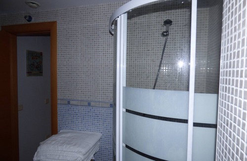 Camarena de la Sierra Apartment | Las Eras Apartment 15 minutes from the ski slopes of Javalambre