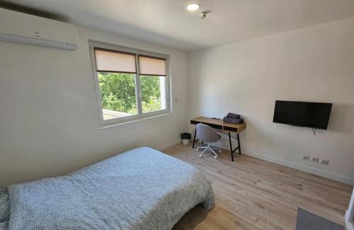 Saint-Priest Apartment | Le 14B