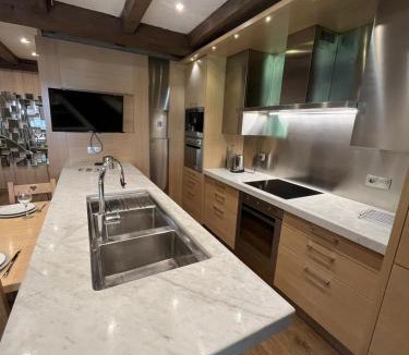 Morzine Apartment | Le Château - Appartement Génépi