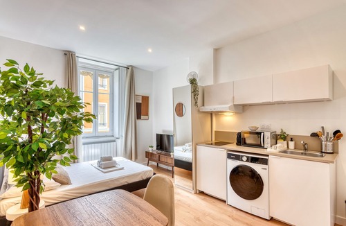Le Bourg - Gare De Vaise Apartment | Le Docks Lodge - Studio - proche quai de Saone