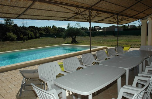 Arles Villa | LE MAS DE L'OLIVIER ARLES 10-18 pers SEE DETAILED RATES-CHEF CUISINI POSS.
