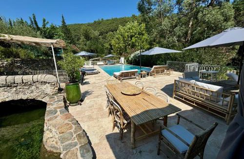 Les Mages House | Le Moulin de l'Auzonnet