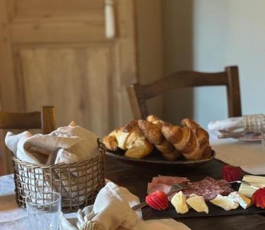 Verzeille Bed & Breakfast | Le Patio Des Senteurs