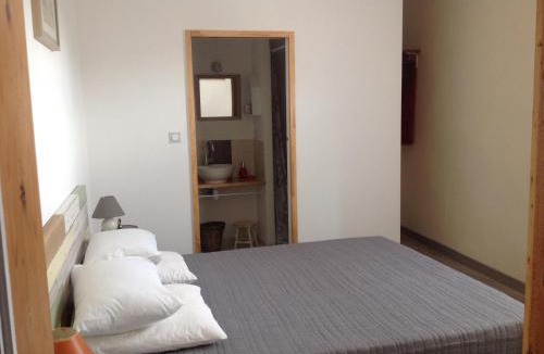 Aiguelèze Bed & Breakfast | le sécadou chambres et table d'hôtes