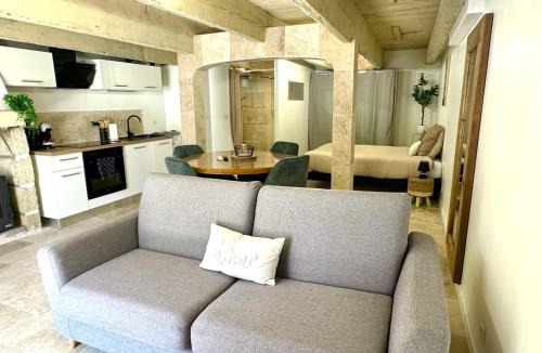 Saint-Laurent-d'Aigouze Apartment | Les Appartements du Mas - Quartz