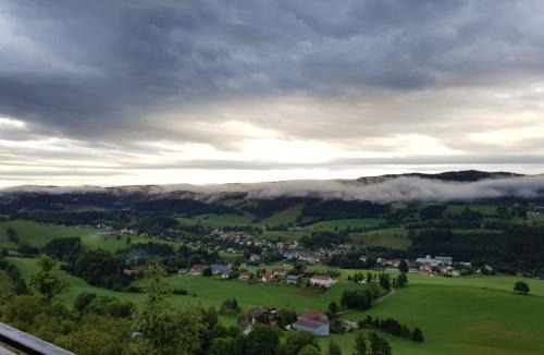 Foncine-le-Haut Bed & Breakfast | Les Genévriers
