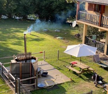 Camous House | Les MARMOTTES pour 12 avec bain nordique privatif