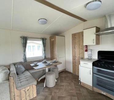 Leysdown-on-Sea Apartment | Leysdown Little Escapes