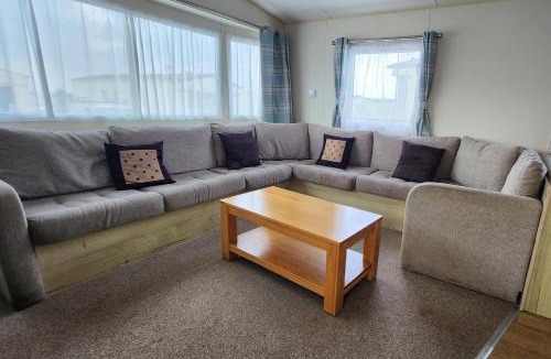 Leysdown-on-Sea Apartment | Leysdown Little Escapes