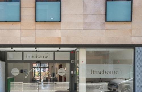 El Camp de l'Arpa del Clot Hotel | Limehome Barcelona Carrer de Besalú 82