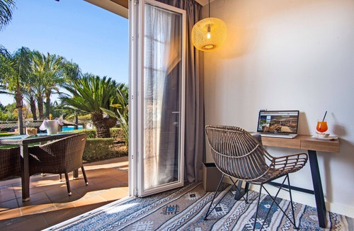 Illetas Hotel | Lindner Hotel Mallorca Portals Nous, part of JdV by Hyatt