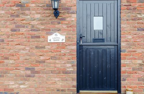 Runcton Holme House | Lintel Barn - E5253