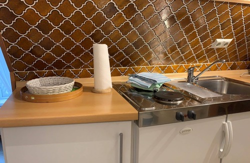 Nebel Apartment | Living under thatch in a central location