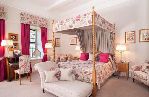 Llyswen House | Llangoed Hall